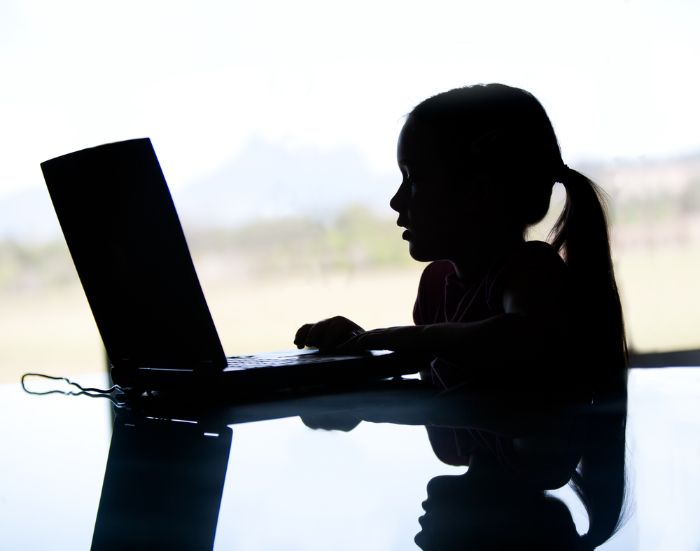 Control Your Kids by Using Parental Control Security System